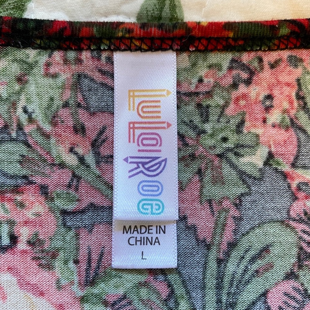 Floral Perfect Tee - Picture 4 of 4